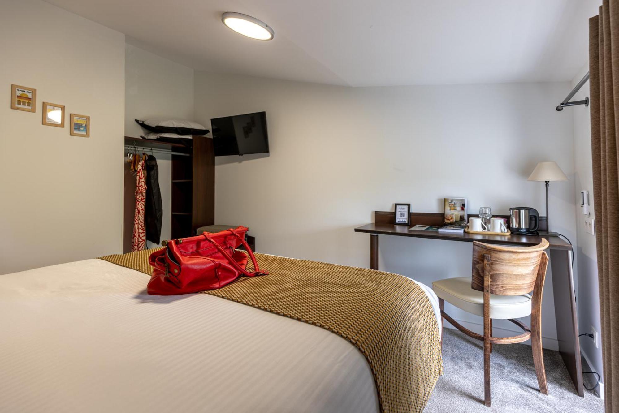 Logis Hotel Le Richelieu - Royan Atlantique Saujon Zewnętrze zdjęcie