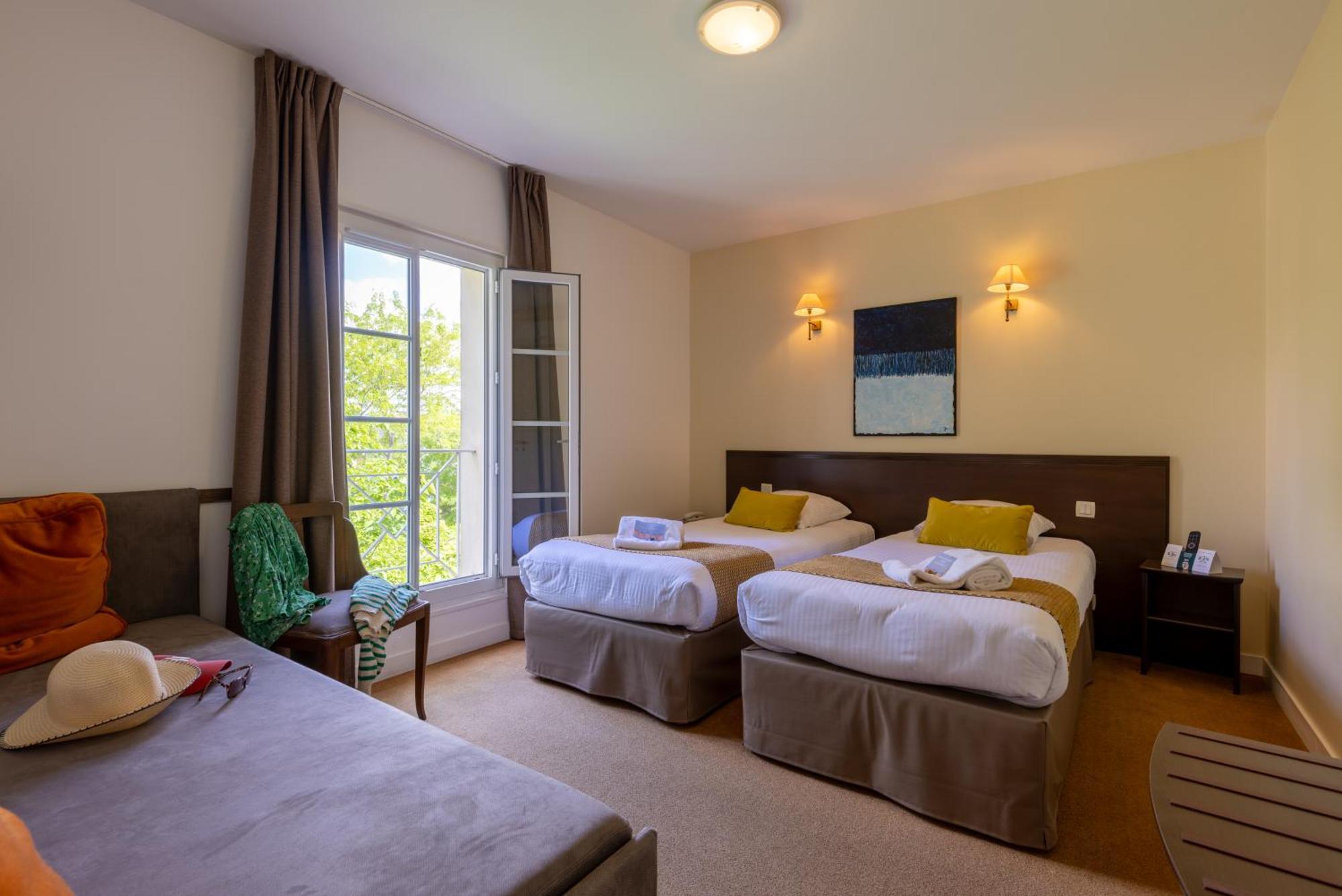 Logis Hotel Le Richelieu - Royan Atlantique Saujon Zewnętrze zdjęcie