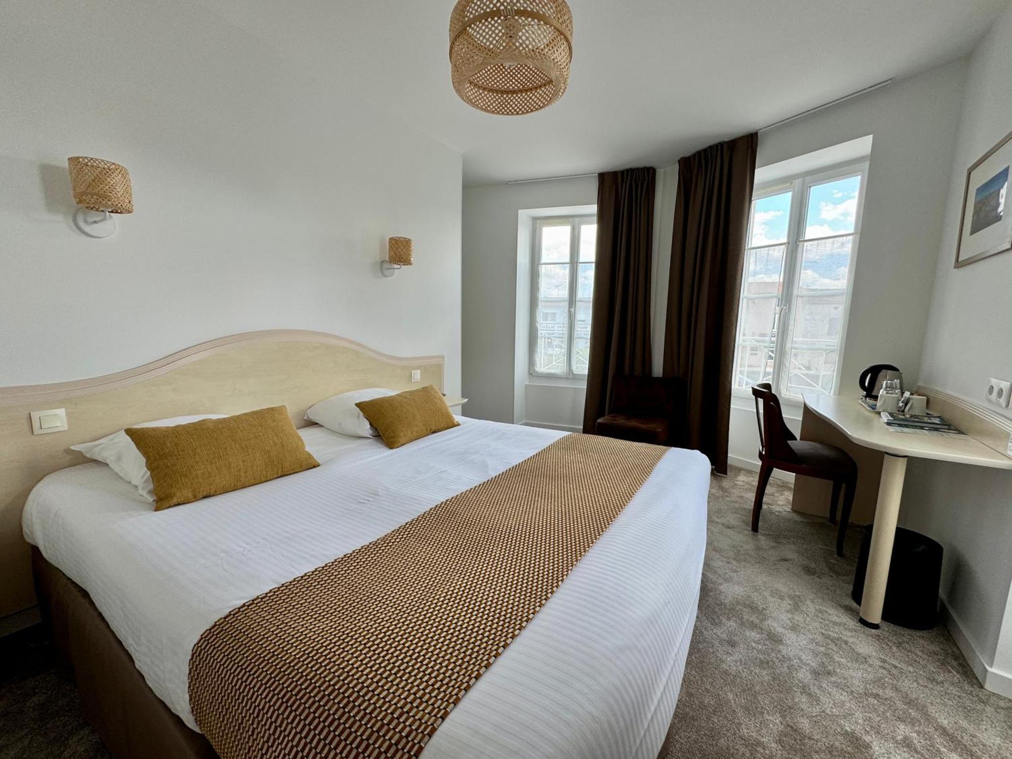 Logis Hotel Le Richelieu - Royan Atlantique Saujon Zewnętrze zdjęcie